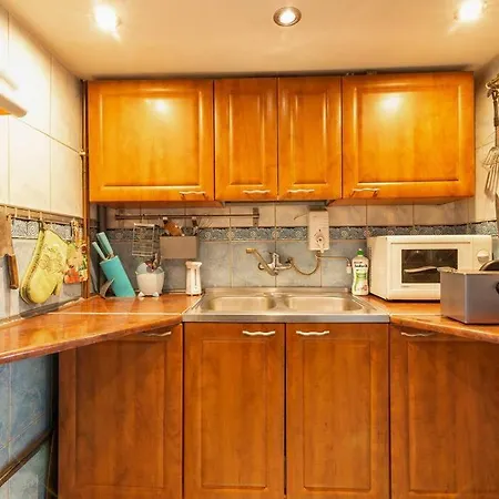 Big House With Sauna, 25-metre From The