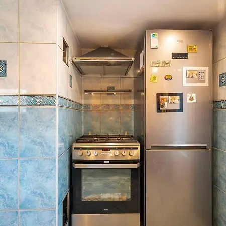 Big House With Sauna, 25-metre From The בית נופש