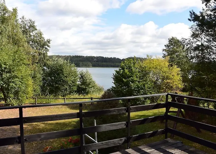 Дом отдыха Big House With Sauna, 25-metre From The Borek (Kartuzy)