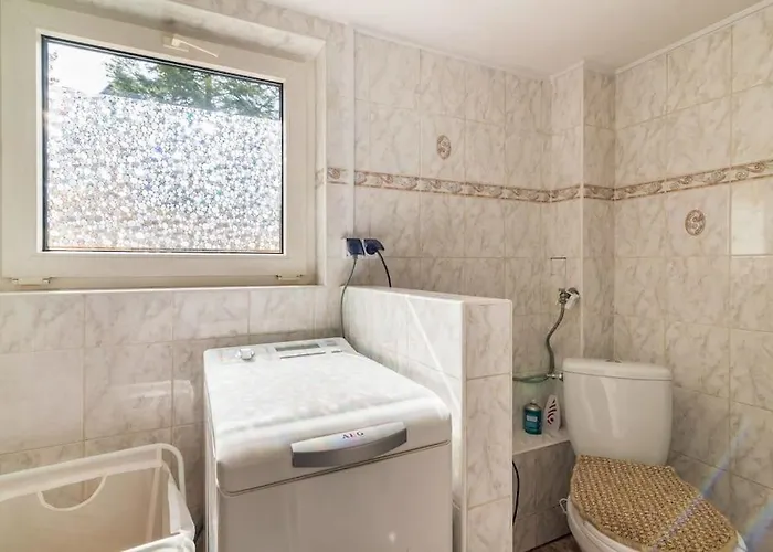 Дом отдыха Big House With Sauna, 25-metre From The